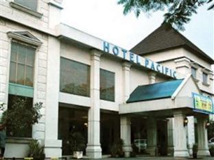 Hotel Pacific Surabaya Exterior photo