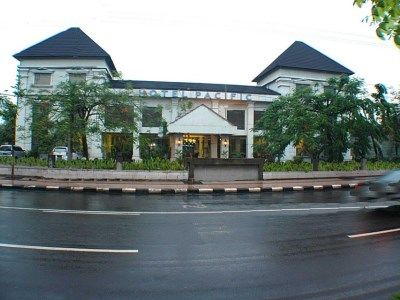 Hotel Pacific Surabaya Exterior photo